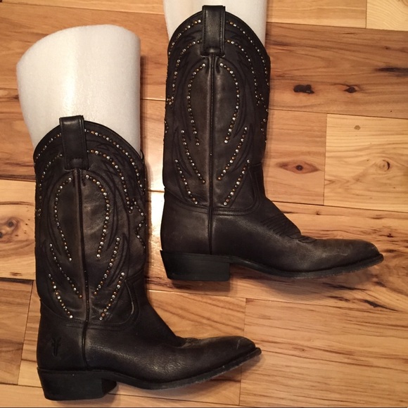 frye cowgirl boots